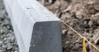 Установка бордюров для тротуарной плитки в Ахтубинске - цена от 828 руб.
