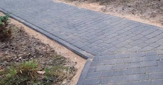 Укладка тротуарной плитки на основание в Ахтубинске в октябре