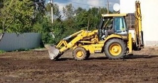 Выравнивание рельефа в Ахтубинске в октябре