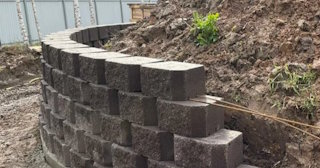 Установка подпорной стенки в Ахтубинске в октябре